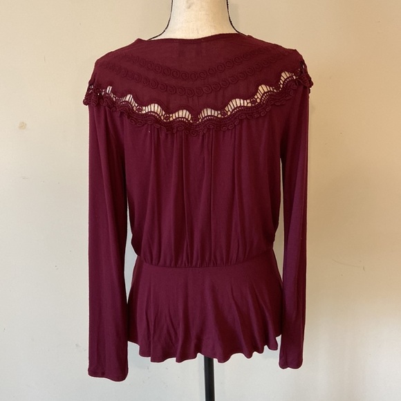 NWOT Francesca’s Sanaa Eyelet Trim Wine Red Size Large - Picture 9 of 10